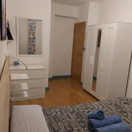 Actualizado 2024, Casco Vello 7 Minutos, Wifi Apartment Vigo Exterior photo