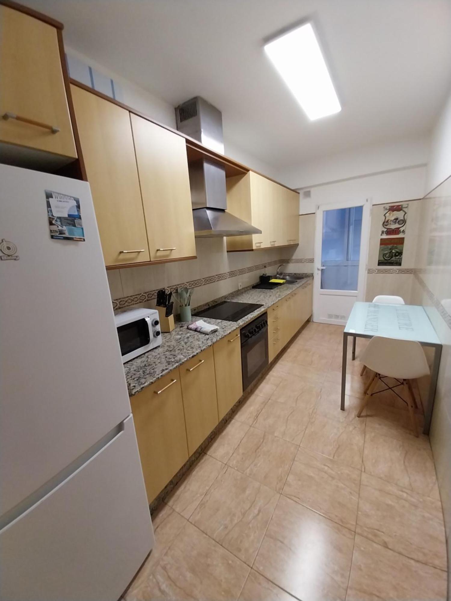 Actualizado 2024, Casco Vello 7 Minutos, Wifi Apartment *